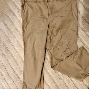LL BEAN Lightweight Khaki Pants "Favorite Fit" 18W